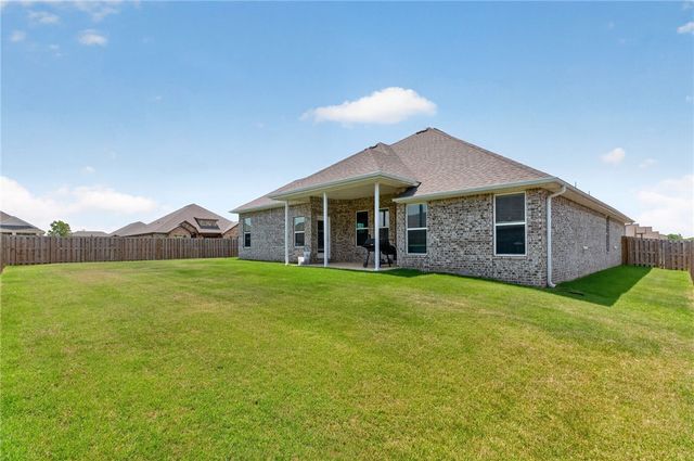 304 Manfield Avenue, Pea Ridge, AR 72751