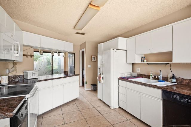 647 BONNIE BOULEVARD, Palm Harbor, FL 34684