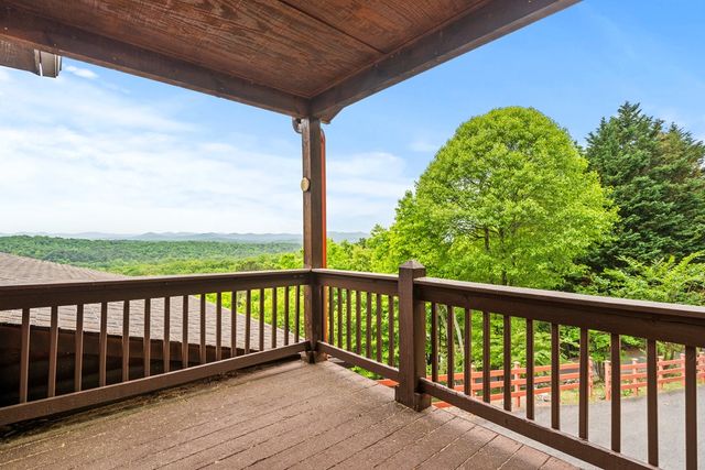 818 Five Forks Drive, Murphy, NC 28906