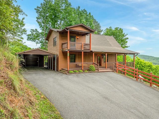 818 Five Forks Drive, Murphy, NC 28906