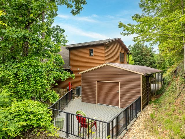 818 Five Forks Drive, Murphy, NC 28906