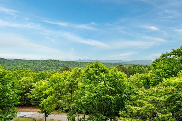 818 Five Forks Drive, Murphy, NC 28906