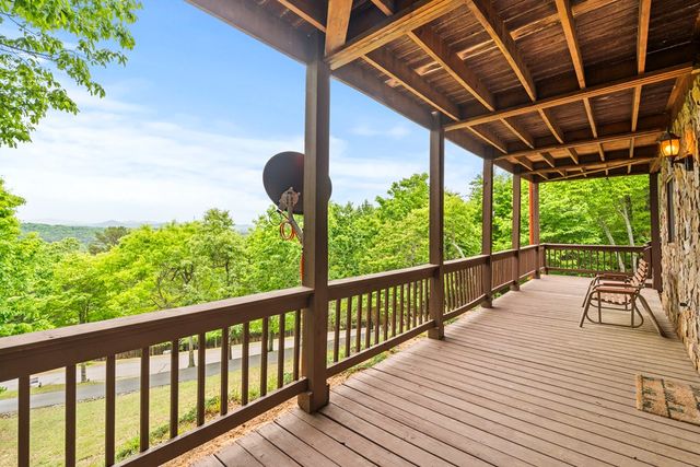 818 Five Forks Drive, Murphy, NC 28906