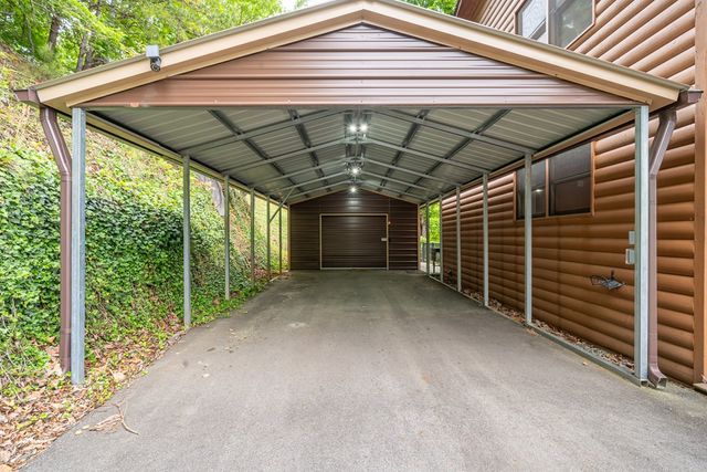 818 Five Forks Drive, Murphy, NC 28906