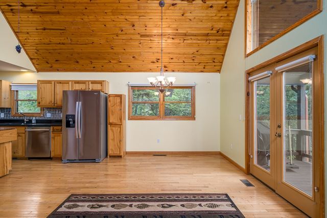 818 Five Forks Drive, Murphy, NC 28906