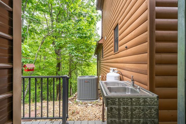 818 Five Forks Drive, Murphy, NC 28906