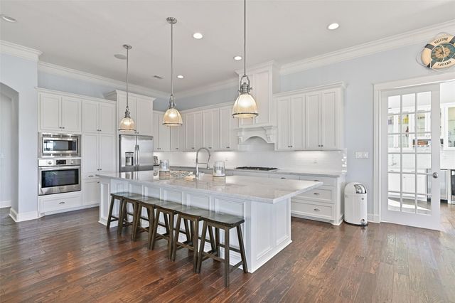 1243 Pilot Lane, Galveston, TX 77554