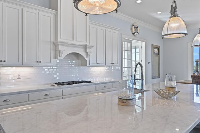 1243 Pilot Lane, Galveston, TX 77554