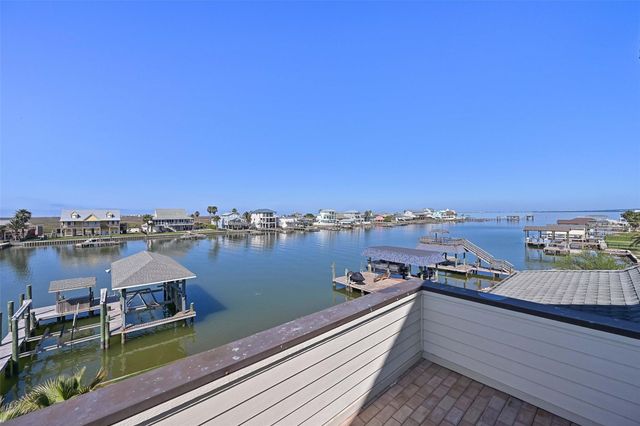 1243 Pilot Lane, Galveston, TX 77554