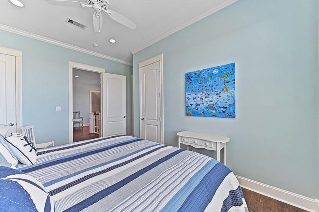 1243 Pilot Lane, Galveston, TX 77554