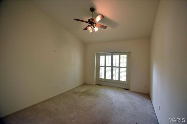1002 Shire Lane, Eureka, MO 63025
