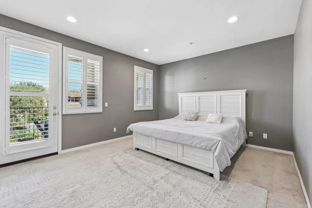 6977 Brass Pl, Carlsbad, CA 92009