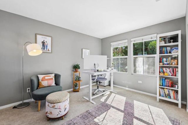 6977 Brass Pl, Carlsbad, CA 92009