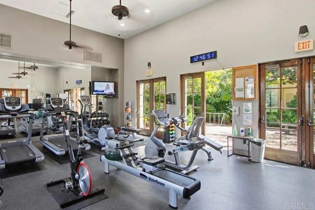 6977 Brass Pl, Carlsbad, CA 92009