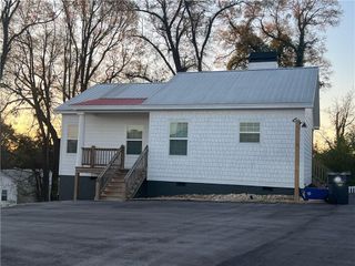 626 Liberty Overlook Drive, Gainesville, GA 30501