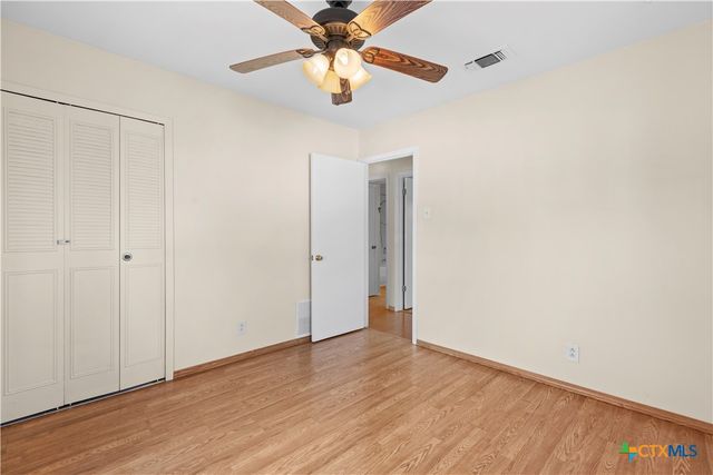 7337 Leading Oaks Street, Live Oak, TX 78233