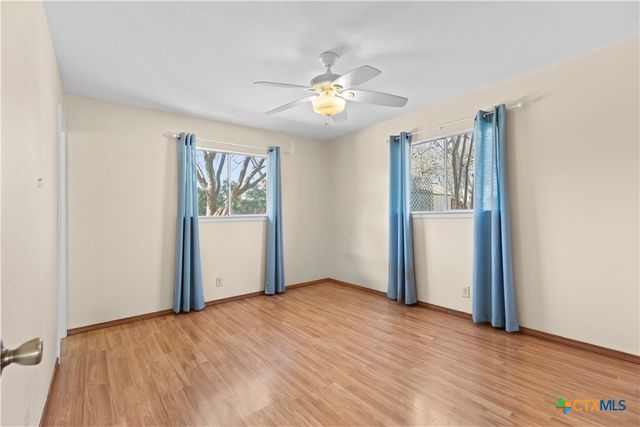 7337 Leading Oaks Street, Live Oak, TX 78233