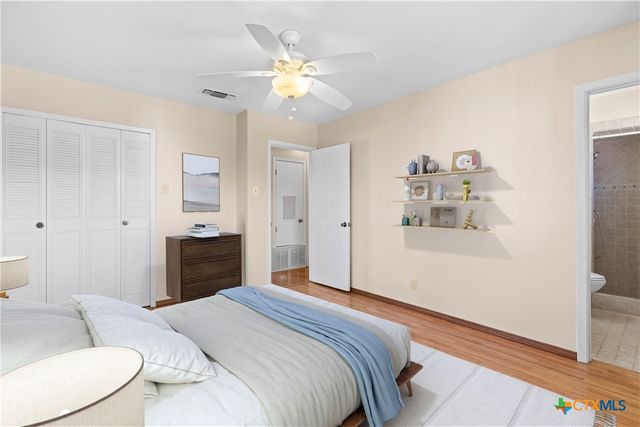 7337 Leading Oaks Street, Live Oak, TX 78233