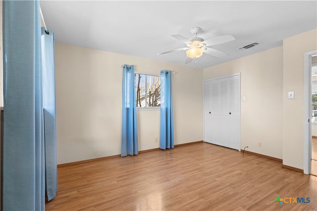 7337 Leading Oaks Street, Live Oak, TX 78233