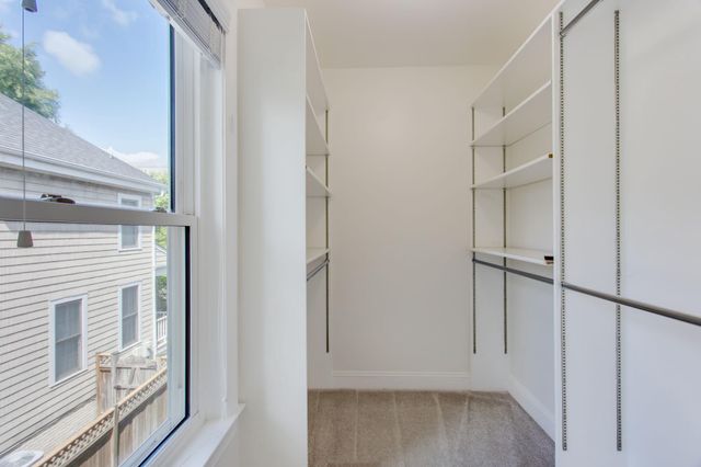 4728 23RD ST N, Arlington, VA 22207
