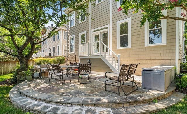 4728 23RD ST N, Arlington, VA 22207