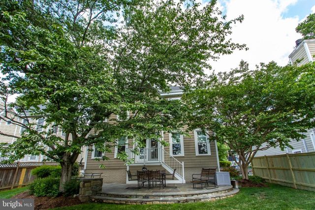 4728 23RD ST N, Arlington, VA 22207