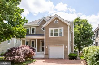 4728 23RD ST N, Arlington, VA 22207