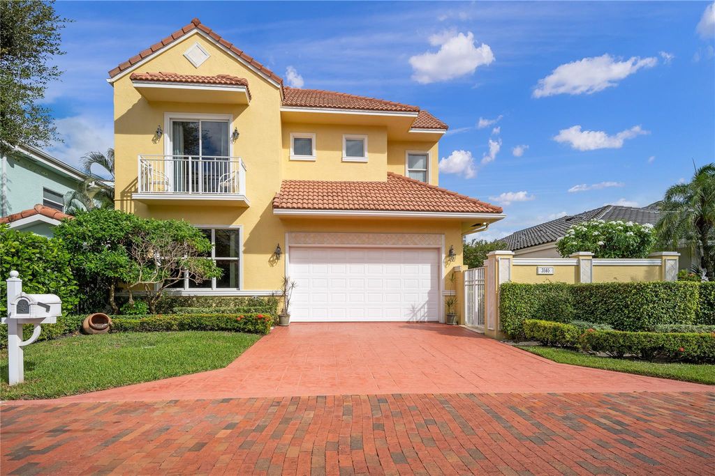 3585 Admirals Way, Delray Beach, FL 33483