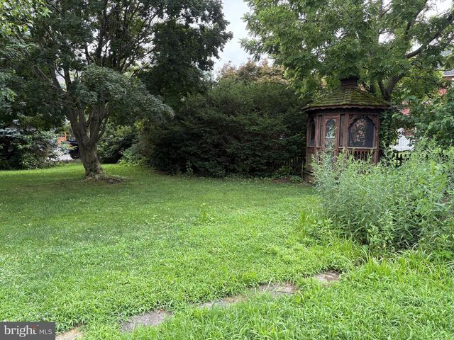 21 GAY ST, Christiana, PA 17509