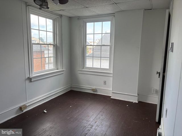 21 GAY ST, Christiana, PA 17509