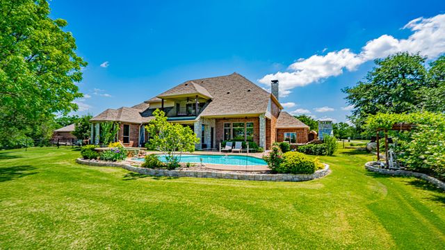 2308 Bentwater Court, Granbury, TX 76049