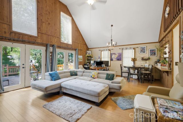 21235 Sandy Cove Road, Cornelius, NC 28031