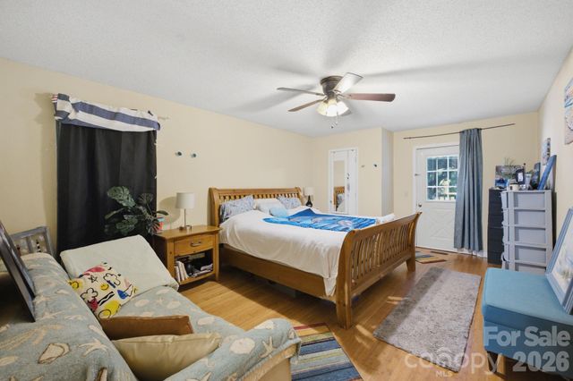 21235 Sandy Cove Road, Cornelius, NC 28031