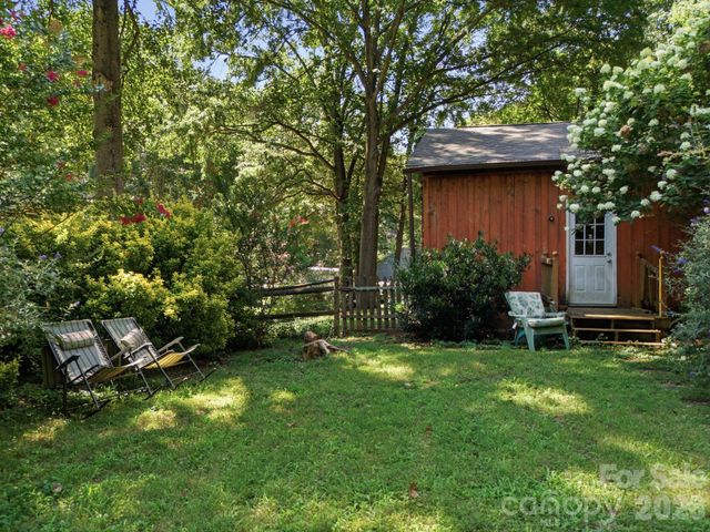 21235 Sandy Cove Road, Cornelius, NC 28031