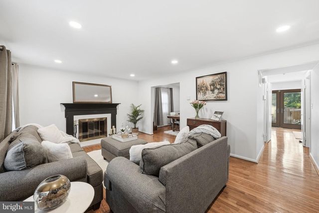 8218 DOCTOR CRAIK CT, Alexandria, VA 22306