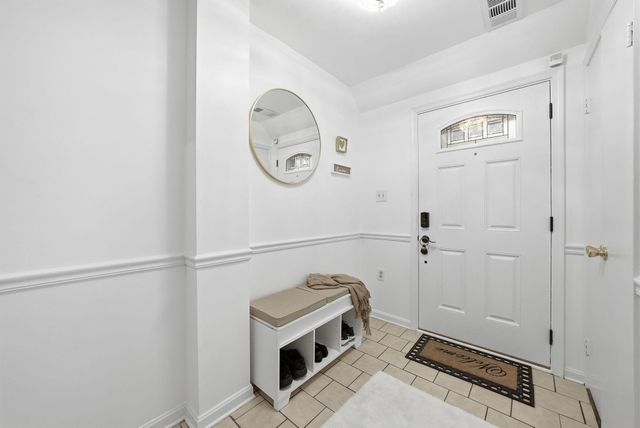 8218 DOCTOR CRAIK CT, Alexandria, VA 22306