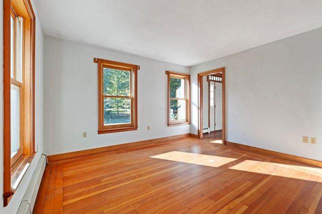 19 Johnson Drive, Newmarket, NH 03857