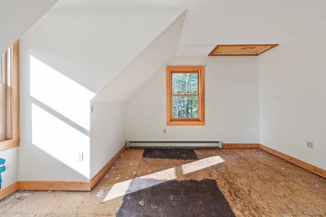 19 Johnson Drive, Newmarket, NH 03857