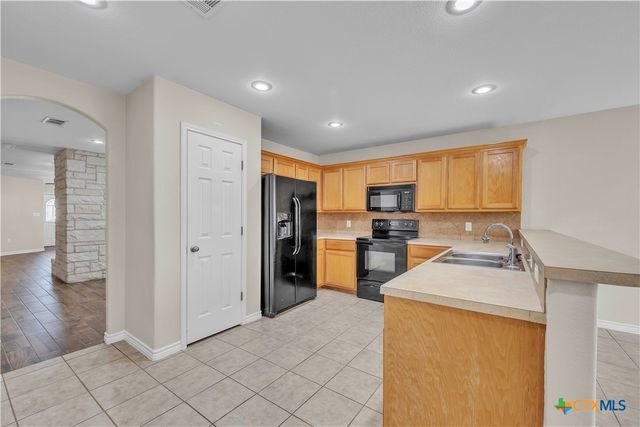 131 Gehler Circle, Nolanville, TX 76559