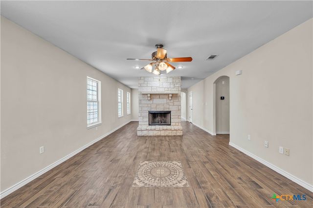 131 Gehler Circle, Nolanville, TX 76559