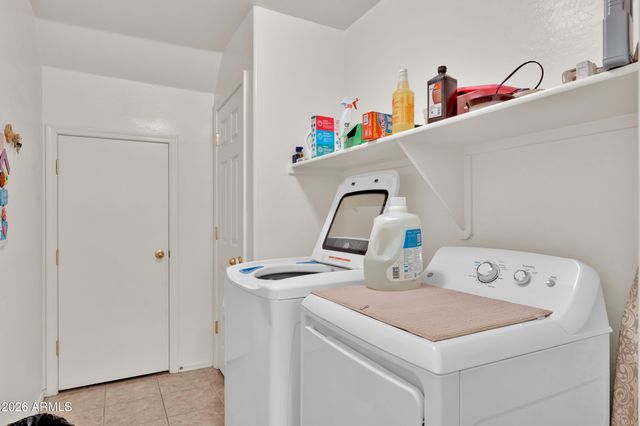 5010 W Gwen Street, Laveen, AZ 85339