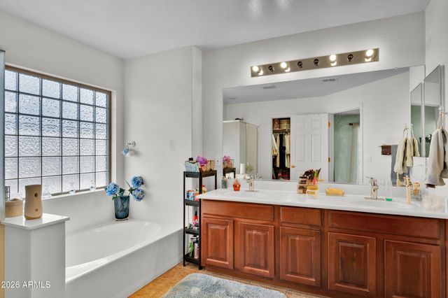 5010 W Gwen Street, Laveen, AZ 85339