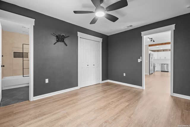 9816 MEADOW HL, Converse, TX 78109