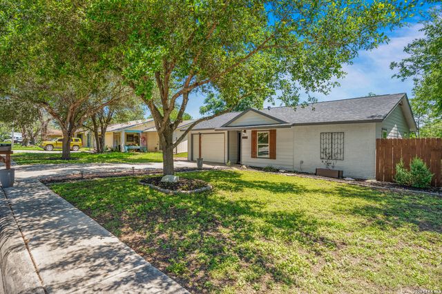 9816 MEADOW HL, Converse, TX 78109