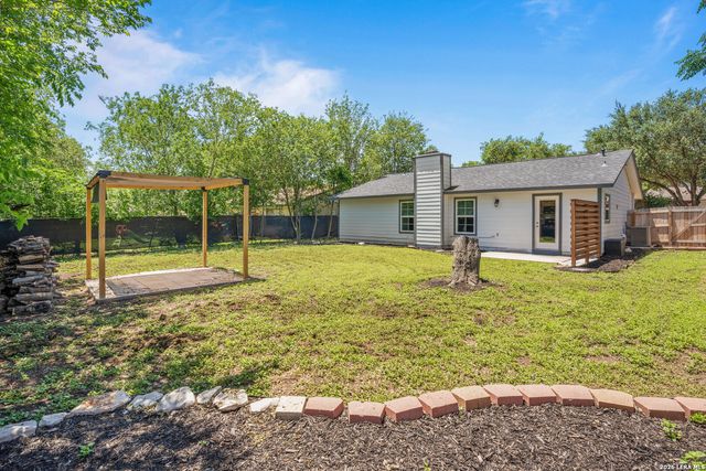 9816 MEADOW HL, Converse, TX 78109