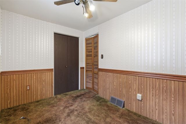 1241 PLEASANTVUE DR, Baldwin Boro, PA 15227