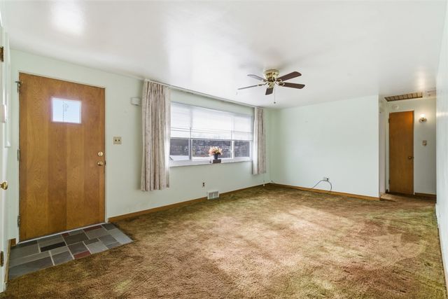 1241 PLEASANTVUE DR, Baldwin Boro, PA 15227