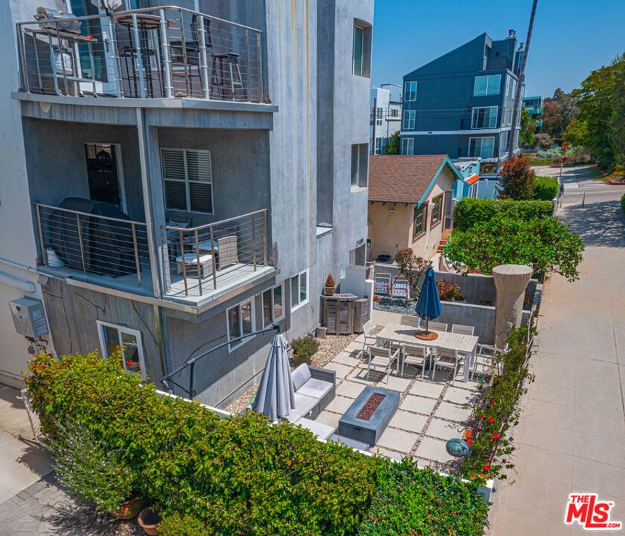 21 Voyage Street, Los Angeles, CA 90292 — photo 3