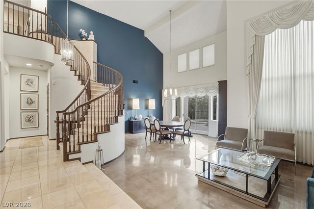 721 Sir James Bridge Way, Las Vegas, NV 89145