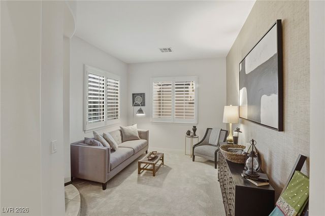 721 Sir James Bridge Way, Las Vegas, NV 89145